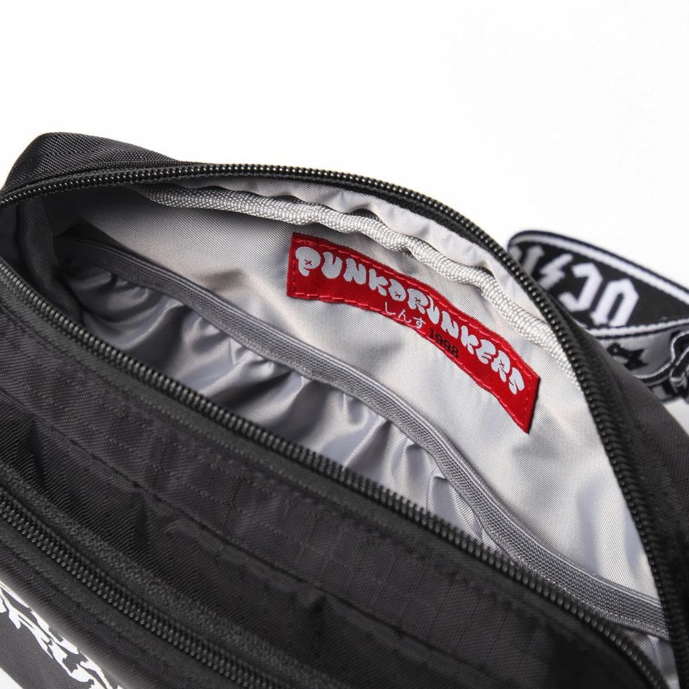 PUNK DRUNKERS パンクドランカーズ ギザロゴショルダーバッグ 黒