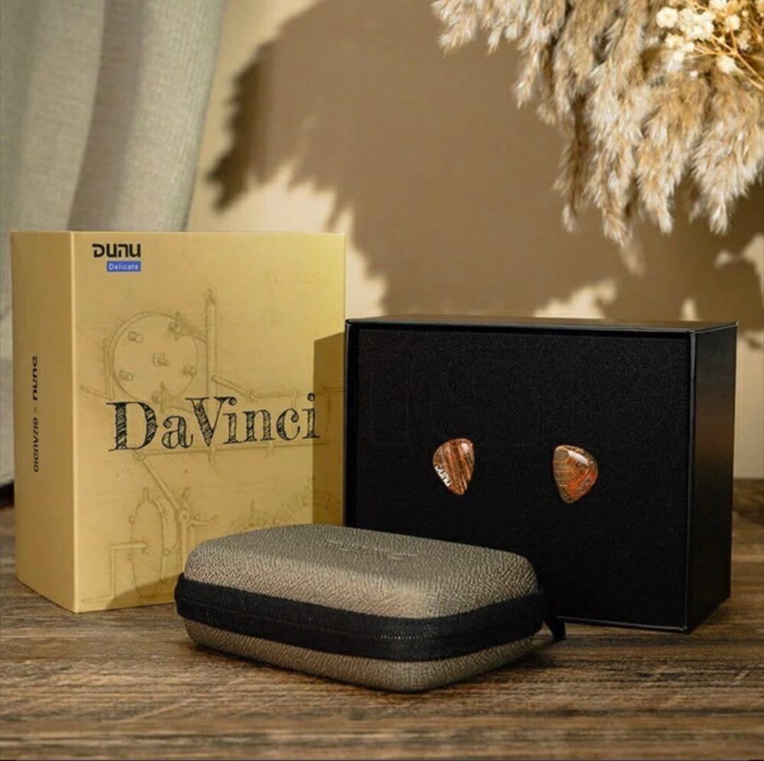 ア*ー様 【ほぼ新品・有名レビュアー最高評価】DUNU DaVinci