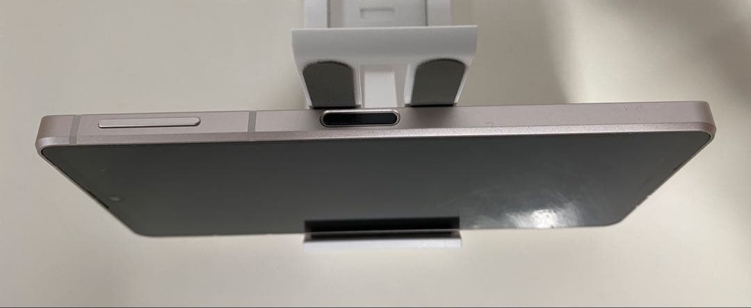 【美品】AQUOS sense 8 128GB docomo SIMフリー