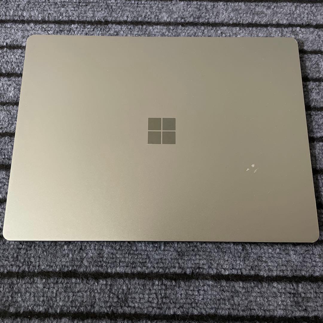 142 surface Laptop Go2 11世代 8GB 128GB