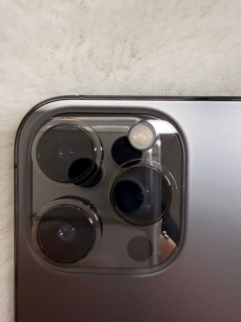 グエン　ホアンiPhone 13 Pro Max 256GB 本体