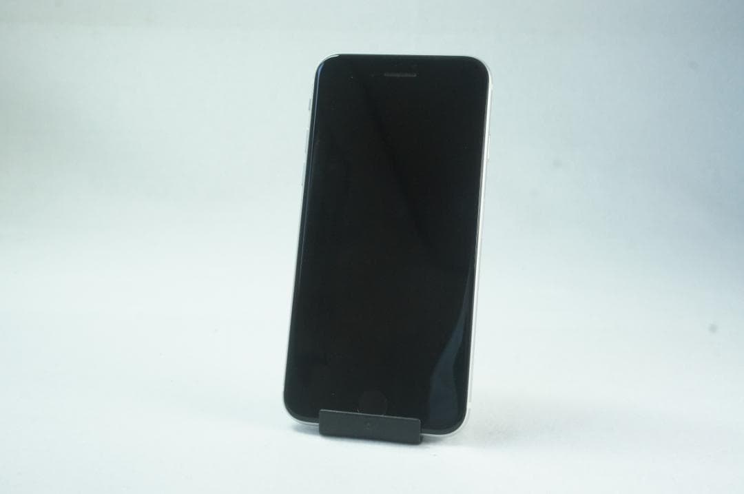 ☆☆美品　iPhone SE2 ホワイト 128GB SIMフリー☆☆