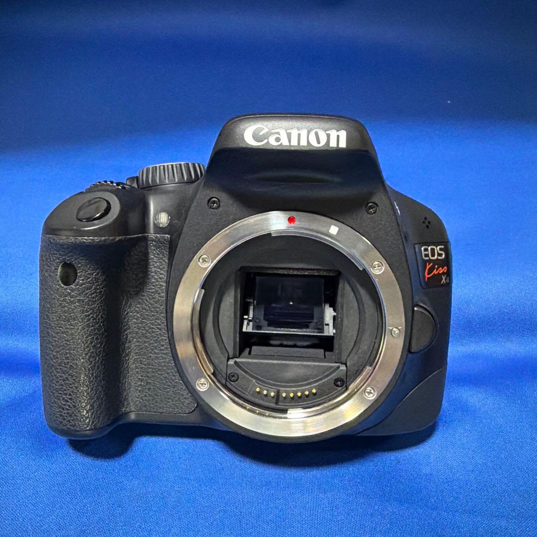Canon EOS kiss X4一眼レフデジタルカメラ　18-55ｍｍレンズ付