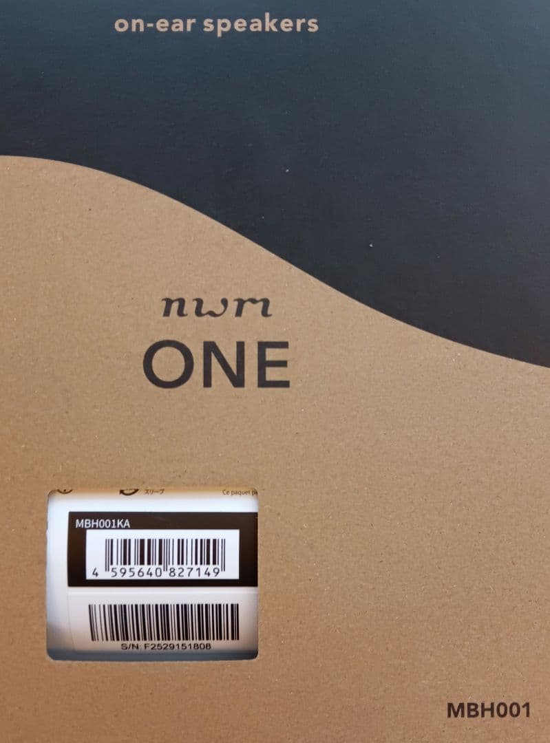 未開封　nwm ONE 　オンイヤースピーカー①　新品　NTT