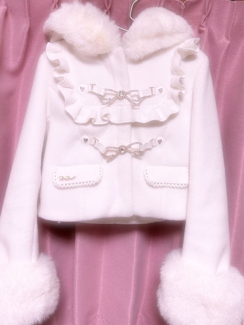 LIZLISA リズリサ ビジューリボンショートコート ホワイト 即日発送