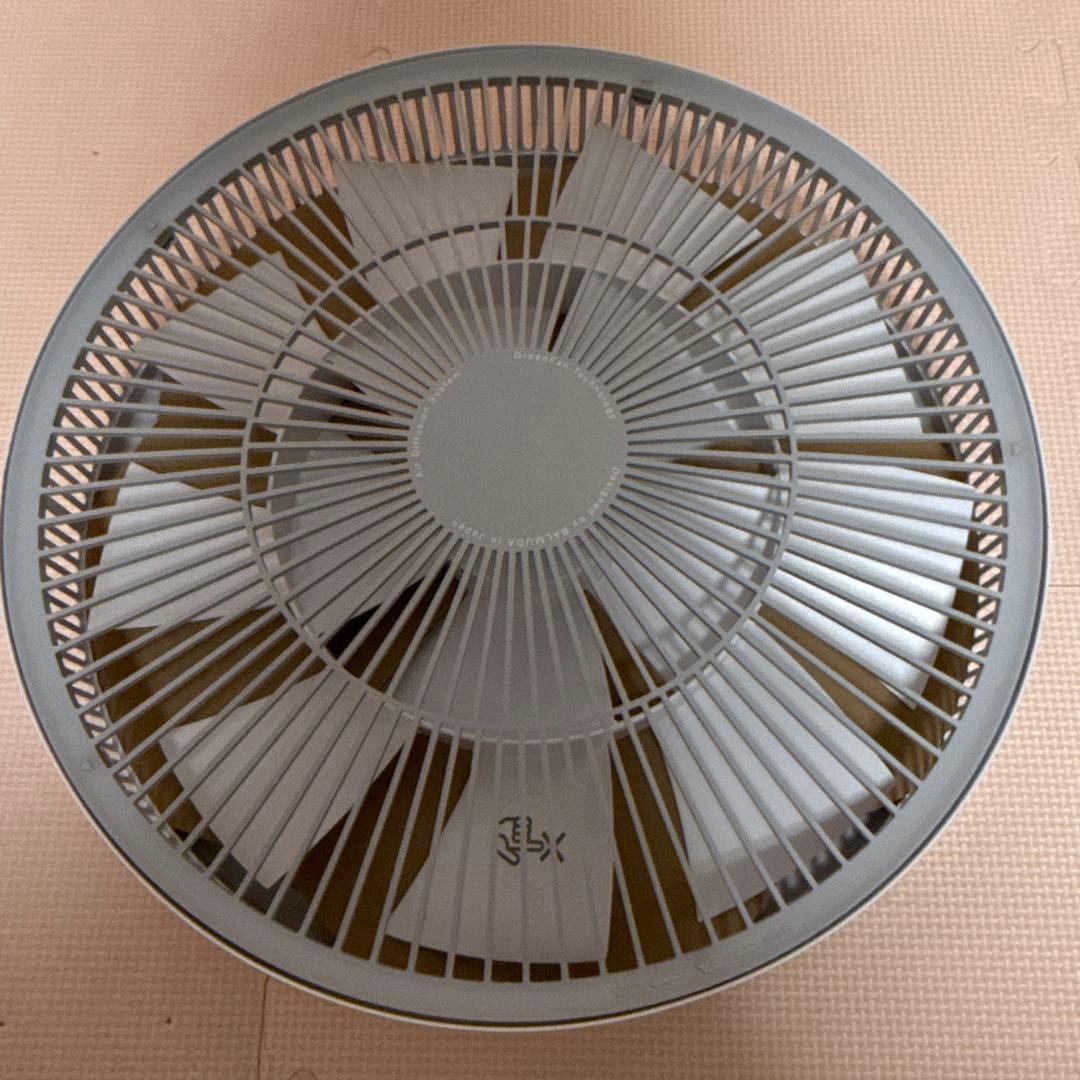 バルミューダ　GreenFan LE　EGF-1400-WG ホワイトxグレー