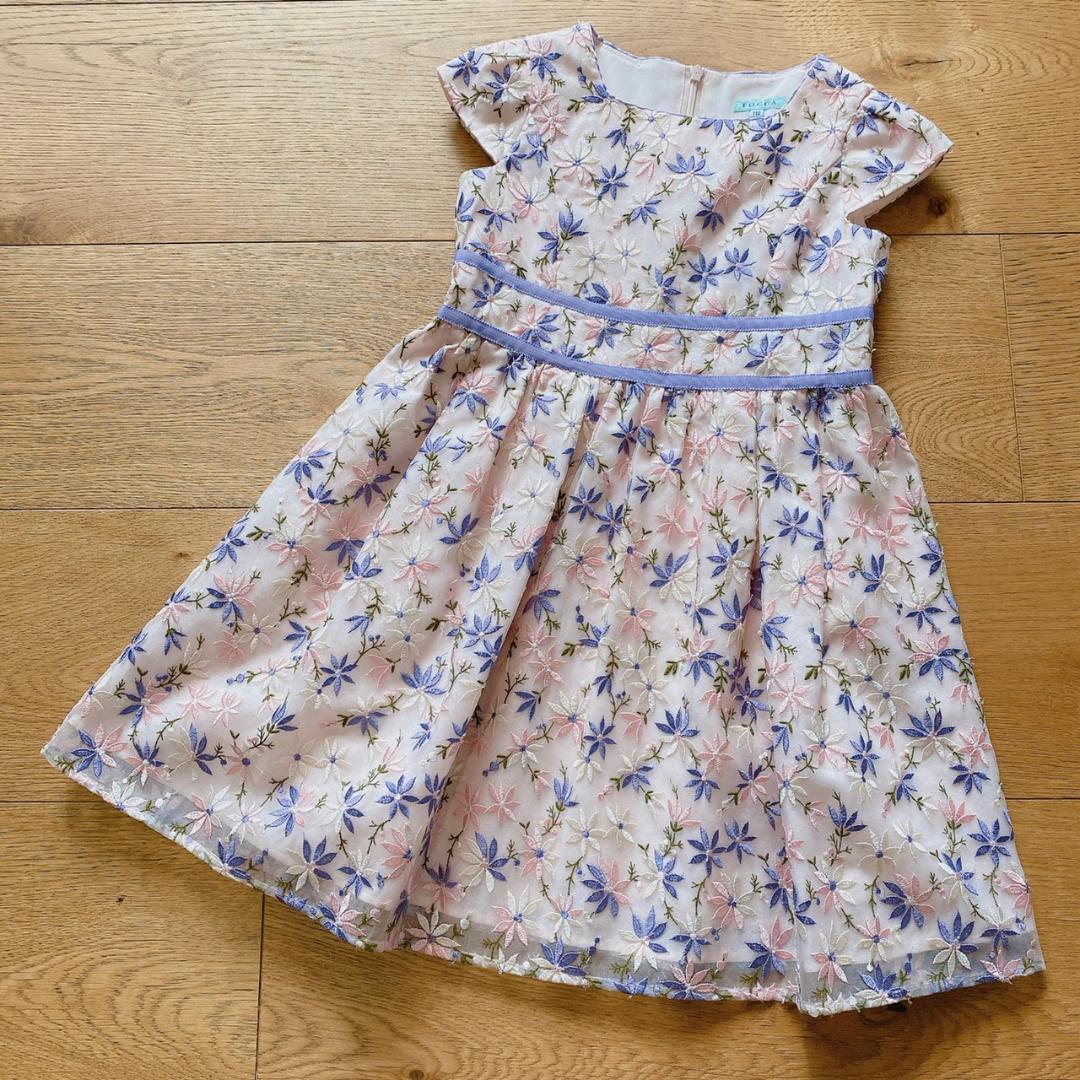 新品　トッカバンビーニ　ワンピース　ドレス　半袖　花柄　6475