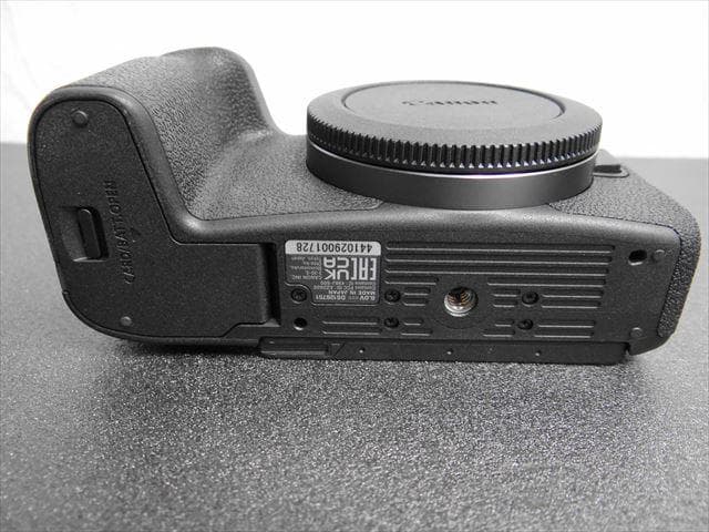 ★キャノン　EOS　RP　付属品多数　美品