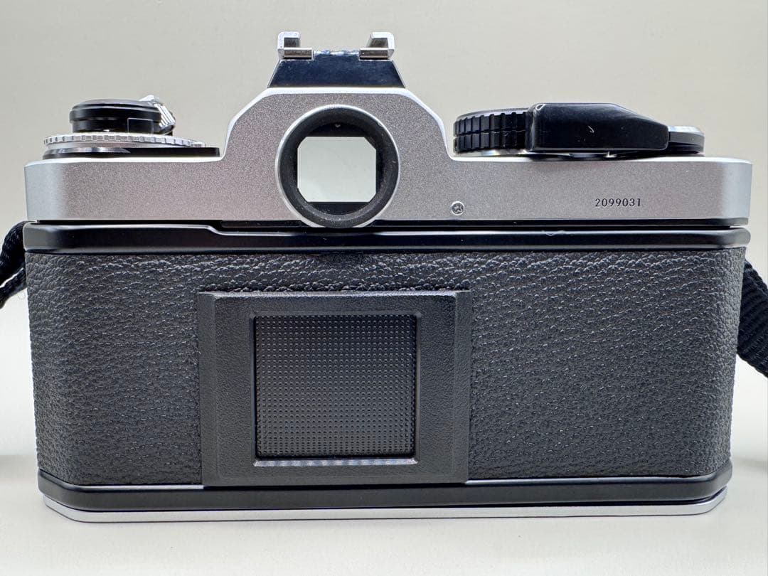 【超美品】 Nikon FE2 / Zoom-NIKKOR 35-105mm