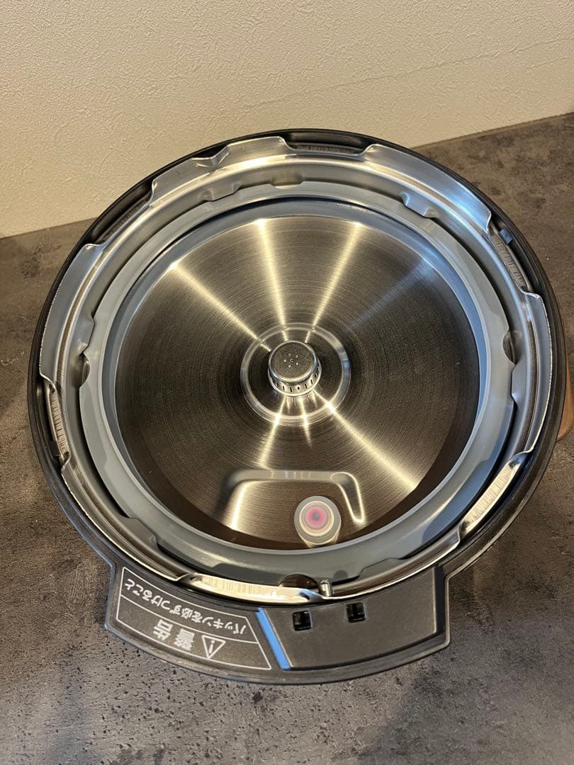 電気圧力鍋 アイリスオーヤマ 3L 4人用　新品未使用