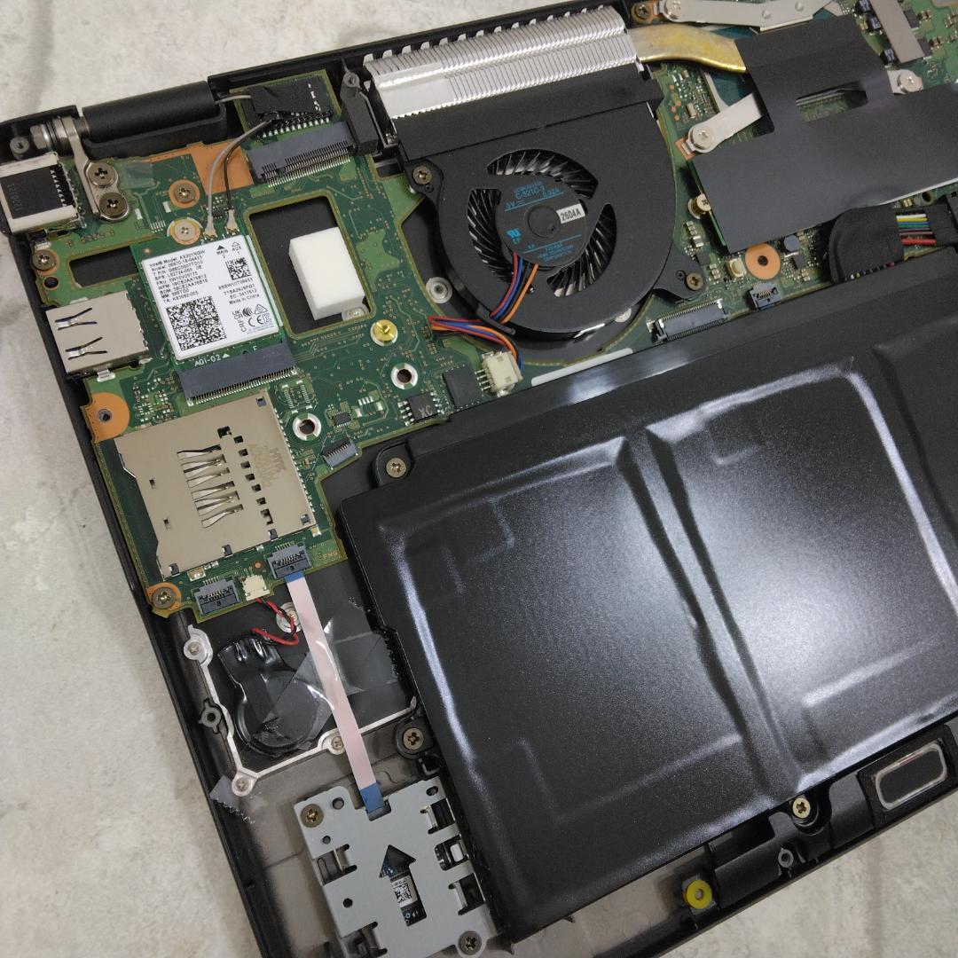 ジャンク 第11世代i5 FUJITSU U9311/HX 中古現状品