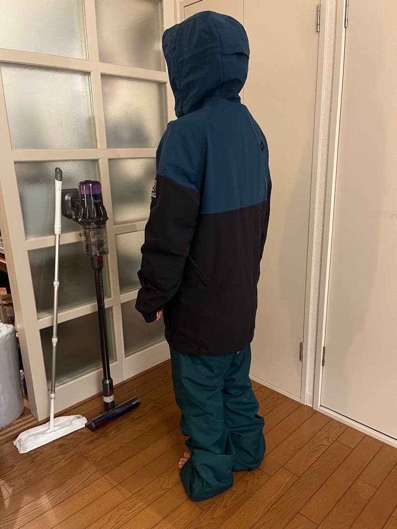 スノボーウェアー　レディース　モデル151cm