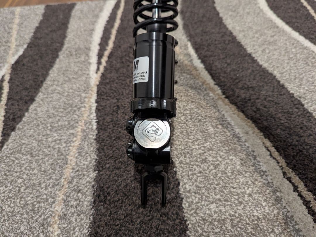 RBM HighEndモデル　レーシングサスペンション 2個セット　ブラック