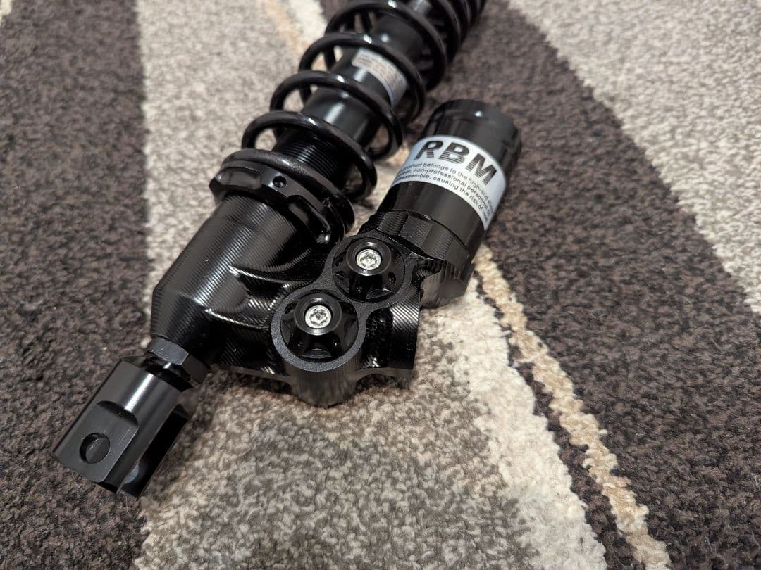 RBM HighEndモデル　レーシングサスペンション 2個セット　ブラック