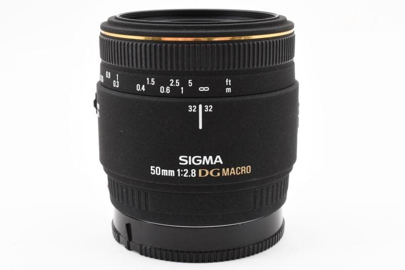 Sigma 50mm f/2.8 DG MACRO EX 標準マクロレンズ
