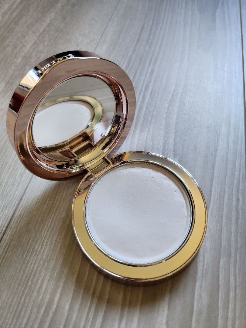 コスメデコルテ　マルセルワンダース　2024　最高品質フェイスパウダー