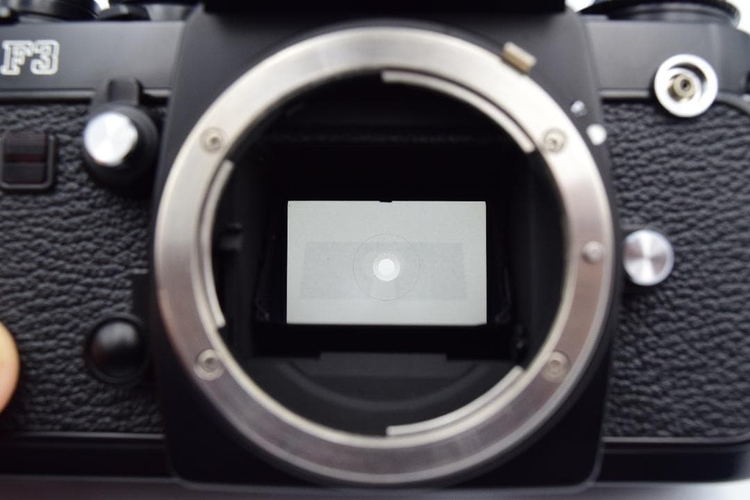 NIkon F3 HP ハイアイポイント フィルム一眼レフ 195万番台