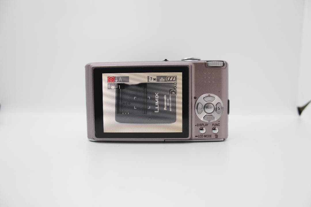 （極美品）Panasonic LUMIX DMC-FX30