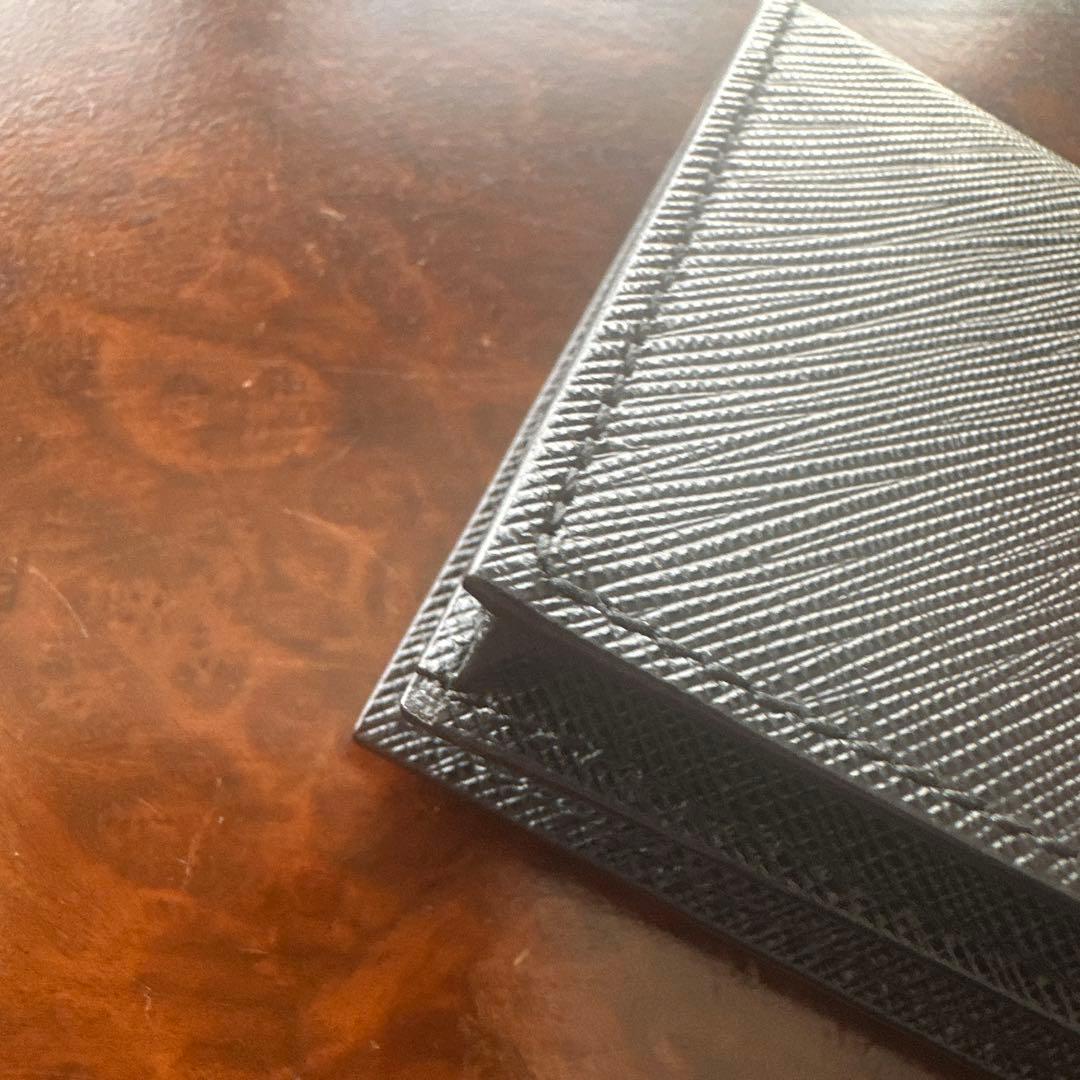 モルペコ　Salvatore Ferragamo 名刺入れ