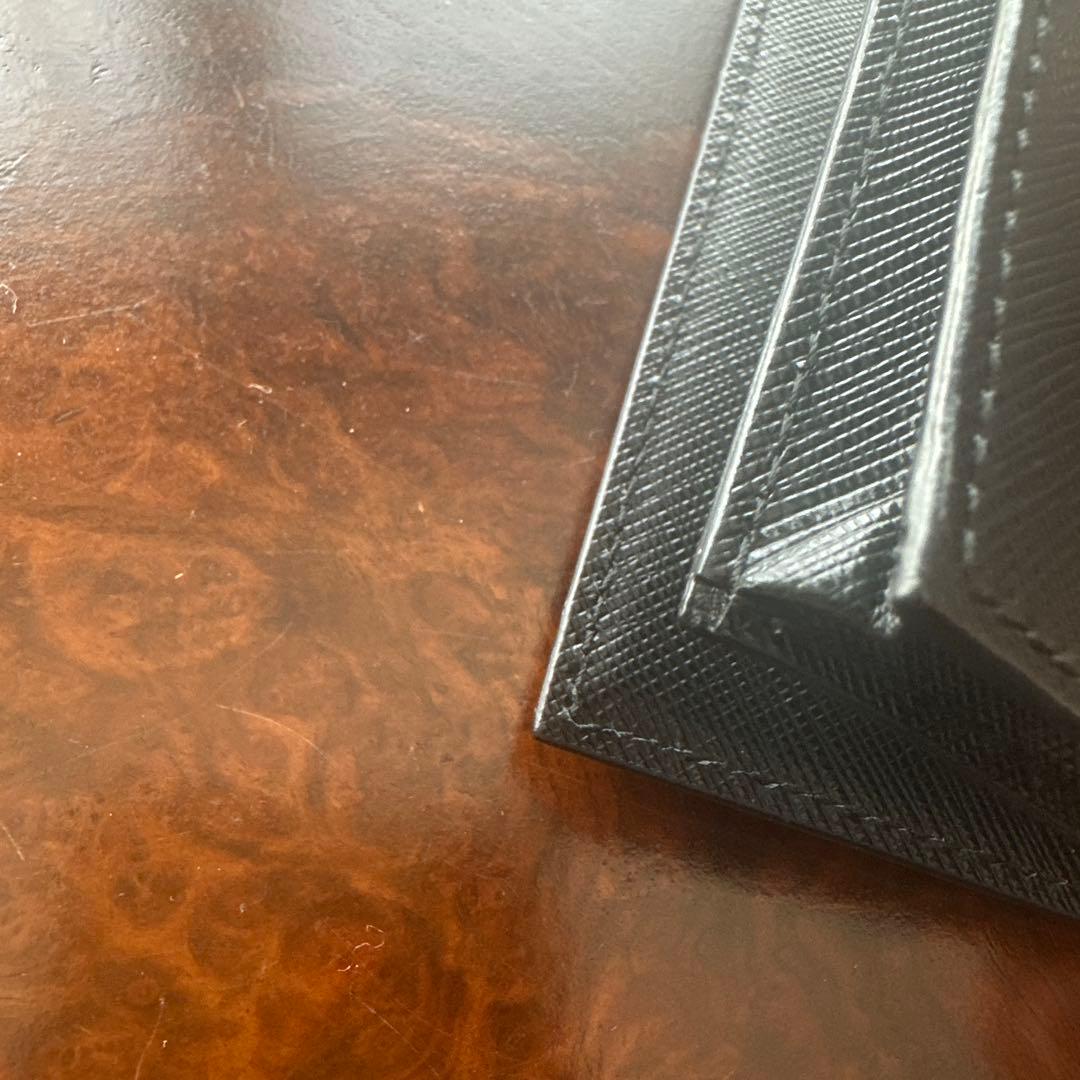 モルペコ　Salvatore Ferragamo 名刺入れ