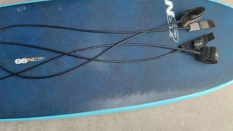 送料込み　NSP 6.6　ミッドレングス　フィン付き