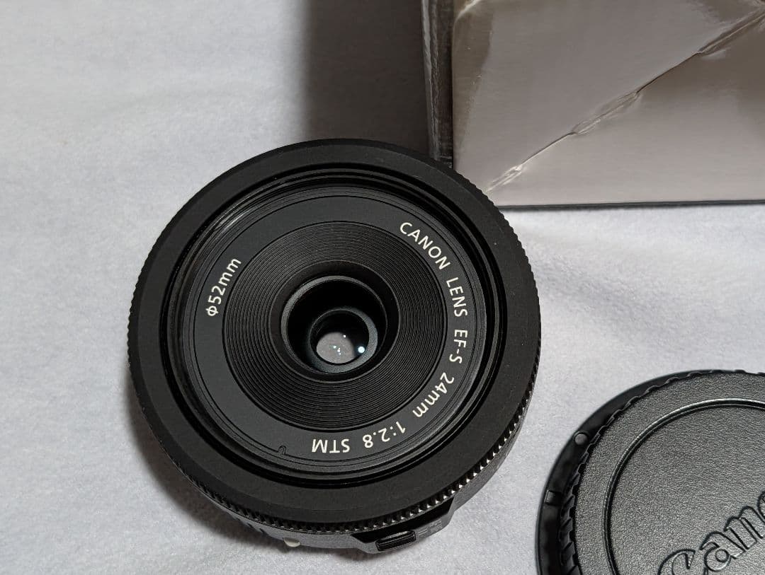 美品、Canon EF-S 24mm f/2.8 STM レンズ