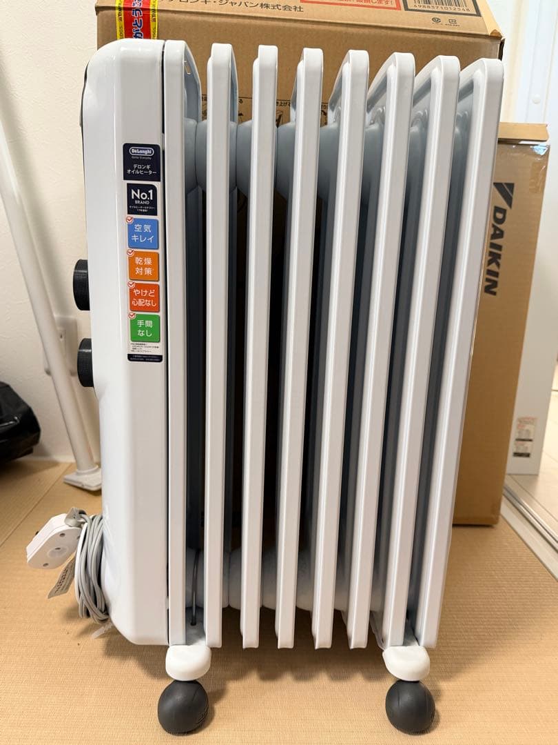 当日発送します！！！値引相談ください♪ DeLonghi オイルヒーター