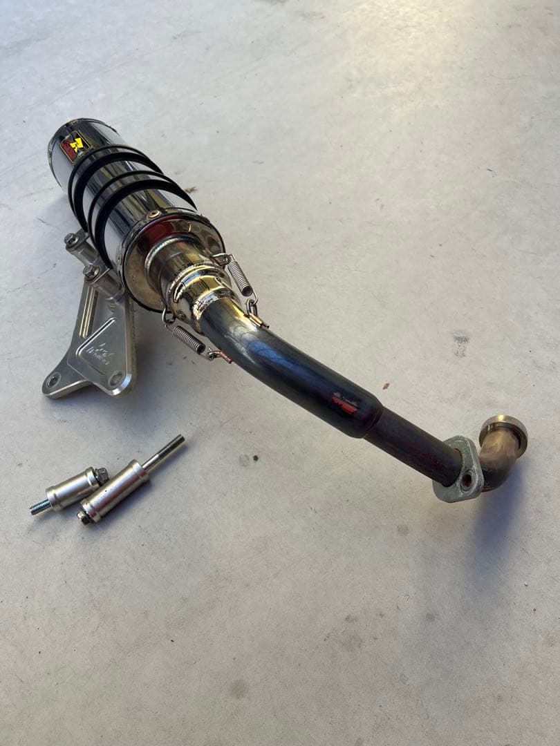 シグナス3型　リアライズマフラー美品