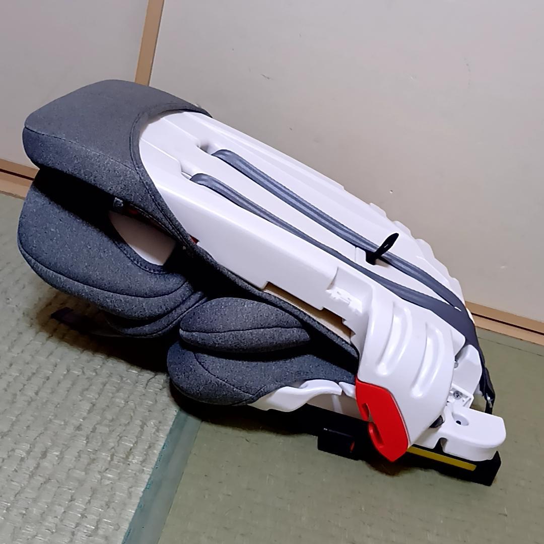 innokids チャイルドシート ジュニアシート　折り畳み　コンパクト