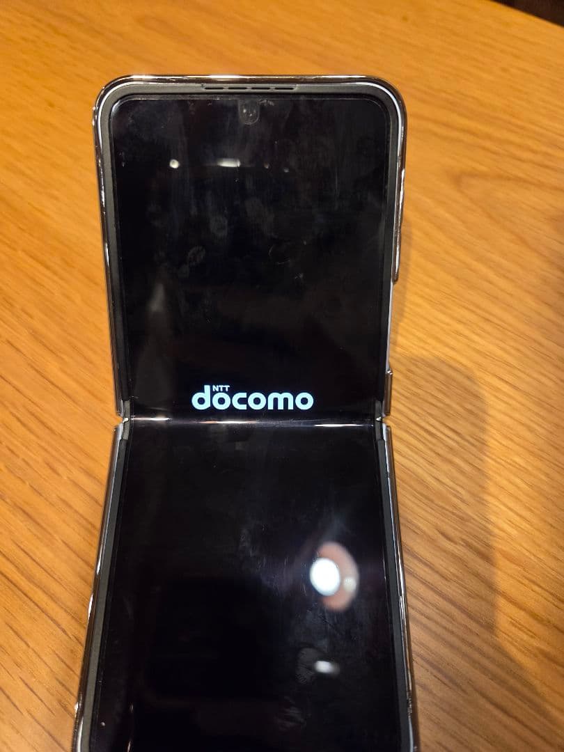 GALAXY flip6 docomo版