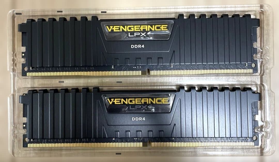 メモリー Corsair Vengeance LPX DDR4 32GB 3600MHz