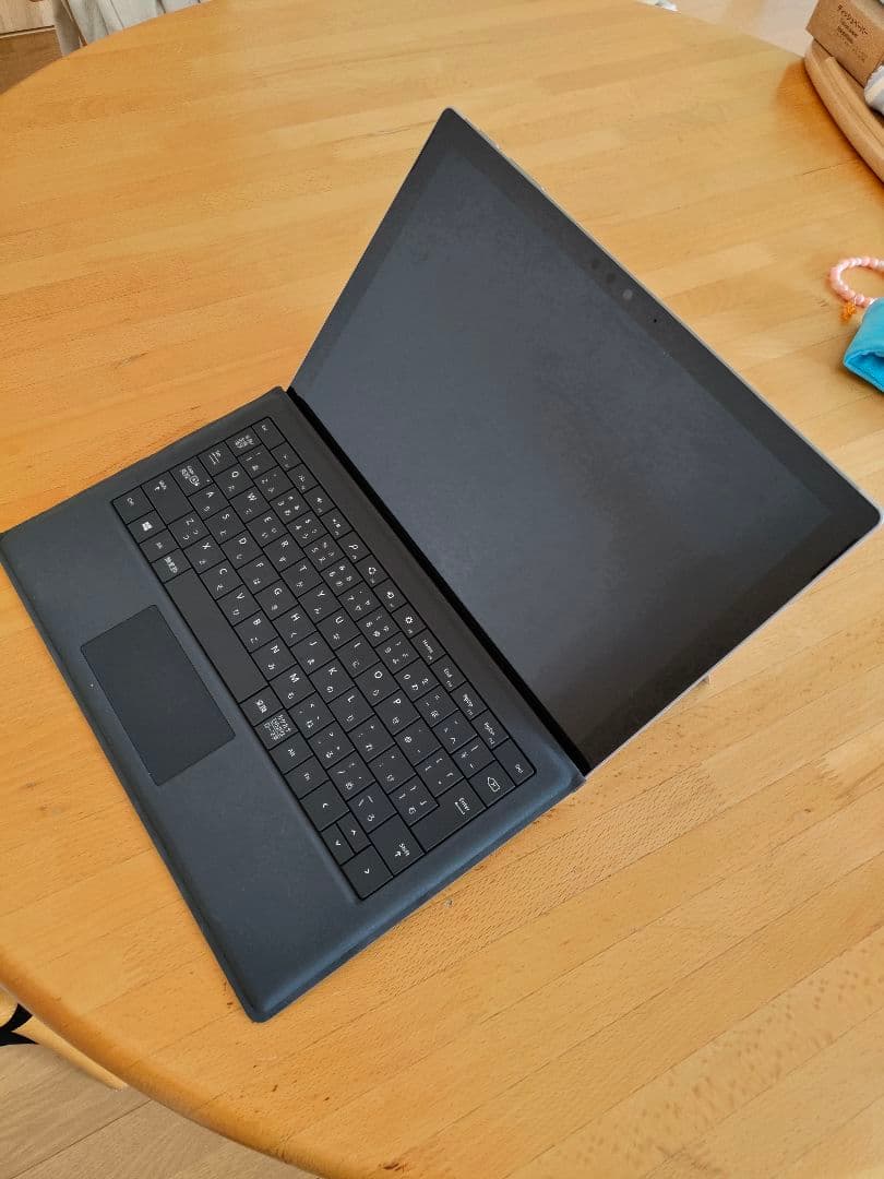 Microsoft Surface Pro5 12インチ