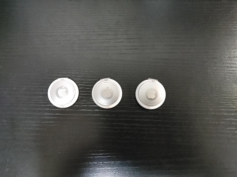 新品未使用/正規品/Apple Air Tag AirTag/3個