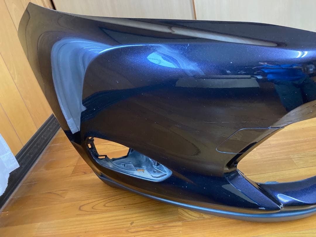 トヨタ　ハリアー　AVU65フロントバンパー