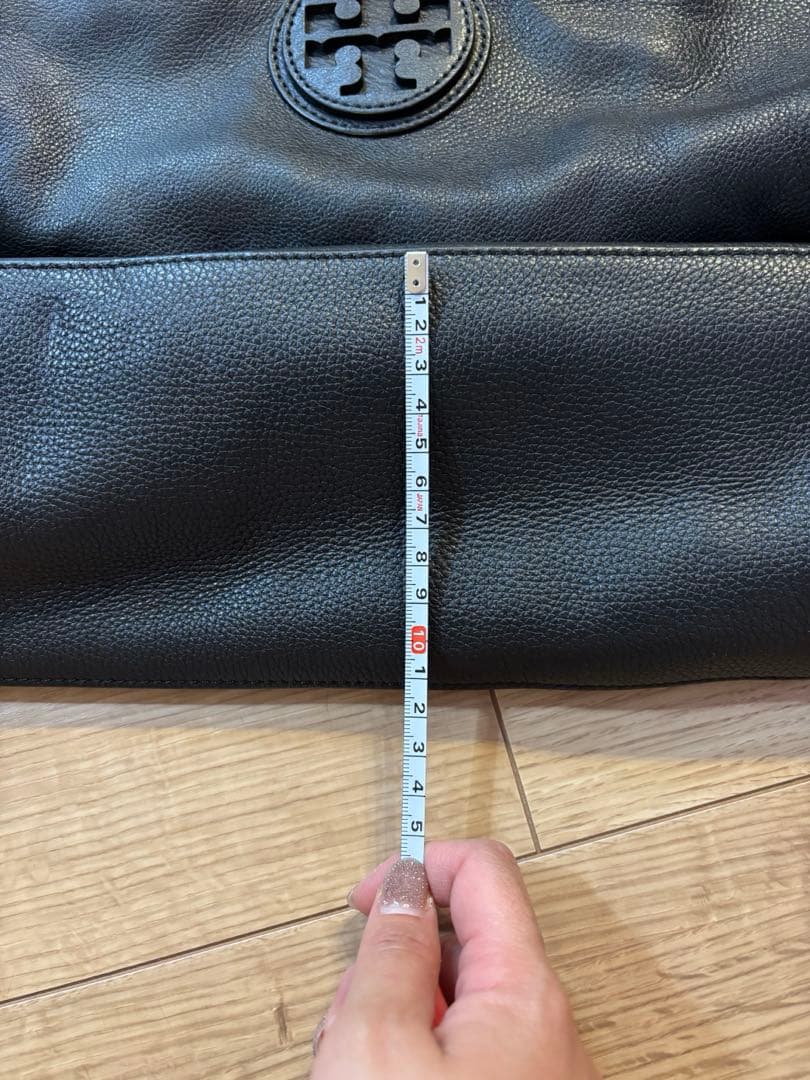 本日限定値下げ中です‼︎ 美品　トリーバーチ　レザーチェーンバック　ブラック