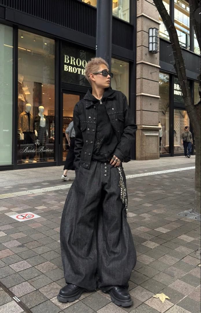 綾くん着用ANDER HUNK スタッズジャケット　mサイズ希少　短丈　ブラック