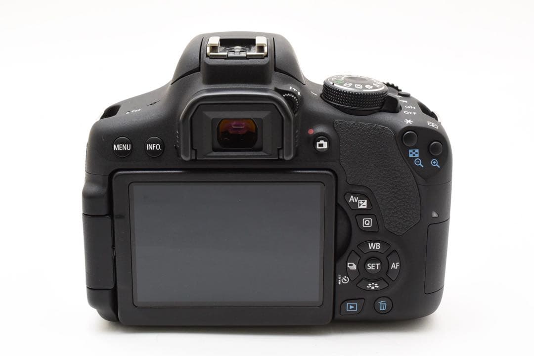 デジタルカメラ canon kiss x8i/EF18-55mm F4-5.6 IS STM