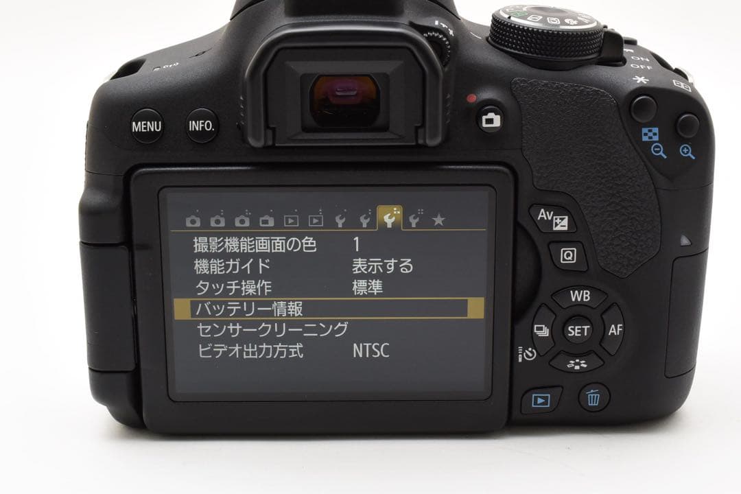 デジタルカメラ canon kiss x8i/EF18-55mm F4-5.6 IS STM