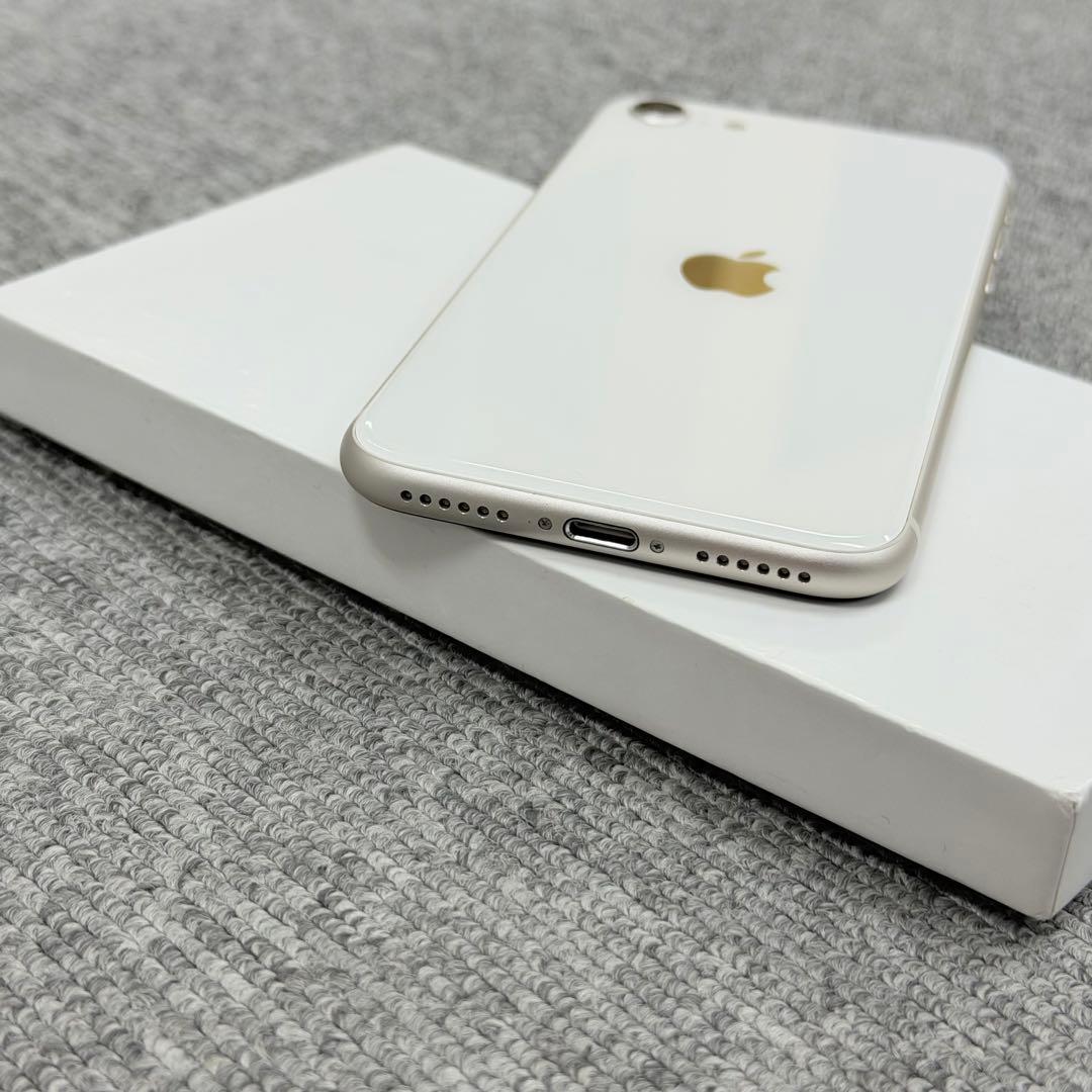 iPhone SE3 128GB スターライトSIMフリー