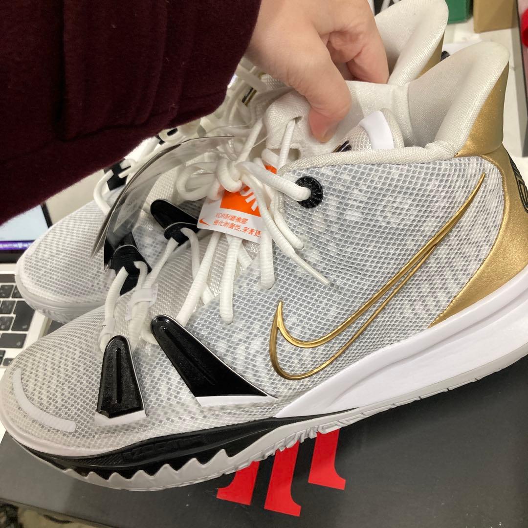 シューズ(男性用) INKE CQ9327-101