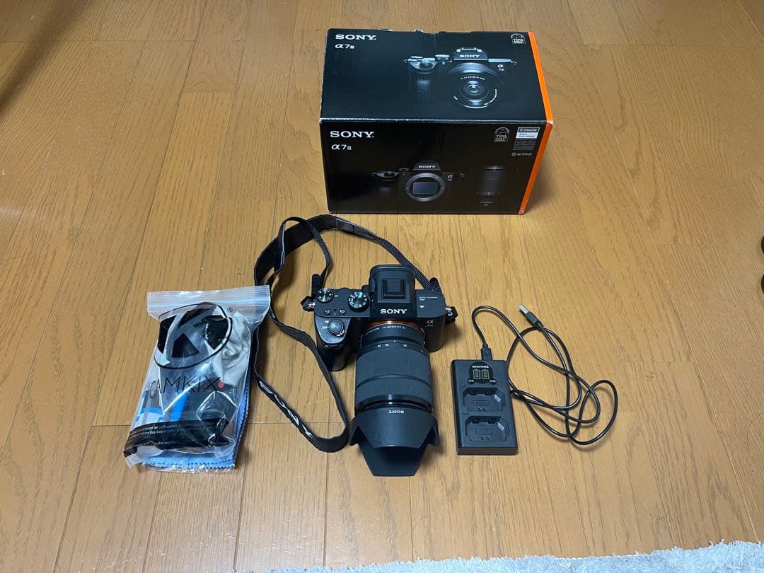 SONY α7 本体　掃除キット　バッテリー充電器　sdカード箱付き