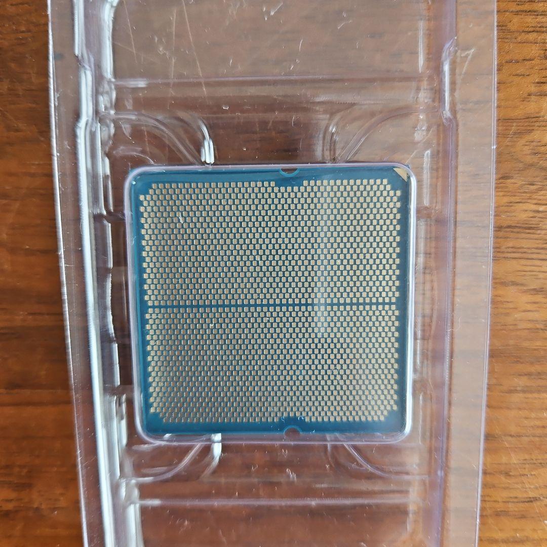 AMD Ryzen 7 9700X Bulk 未使用品