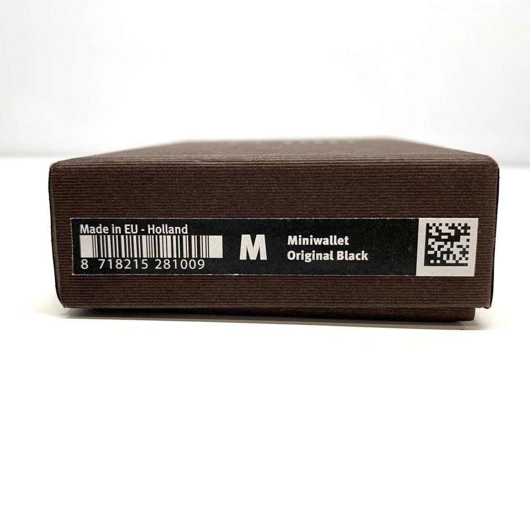 ☆新品未使用☆シークリッドセクリッド　ミニウォレット折り財布サフィアーノブラック