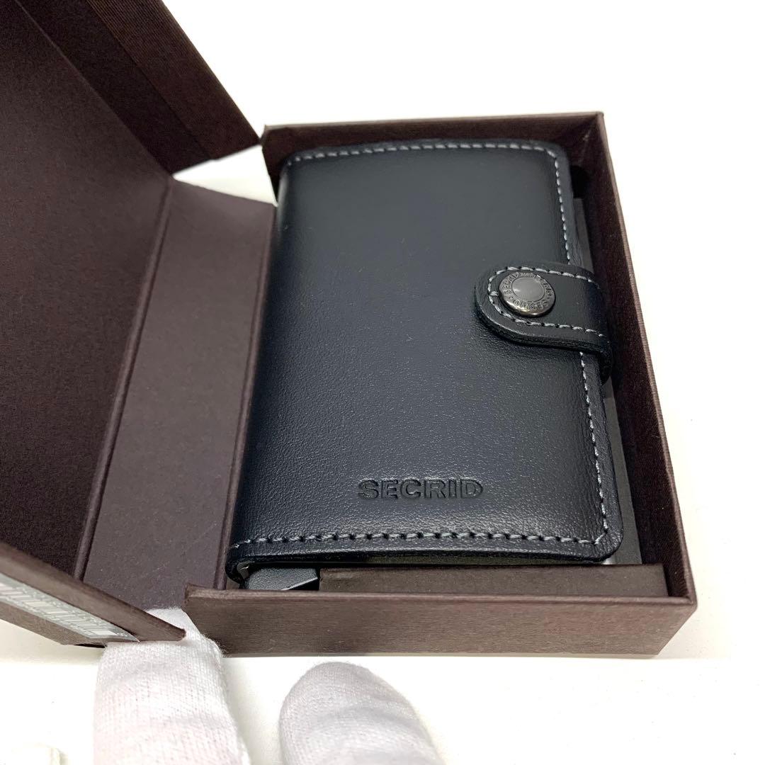 ☆新品未使用☆シークリッドセクリッド　ミニウォレット折り財布サフィアーノブラック