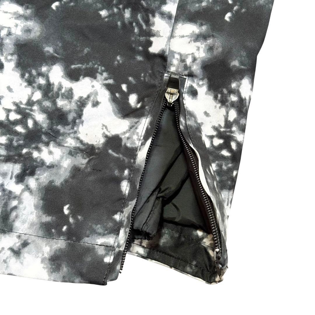 デサント S.I.O スノーパンツ L 迷彩 スキー スノボ　モノトーン