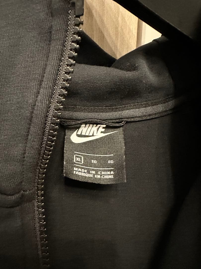 希少品　鹿島アントラーズ 19 NIKE テックフリースフルジップフーディ