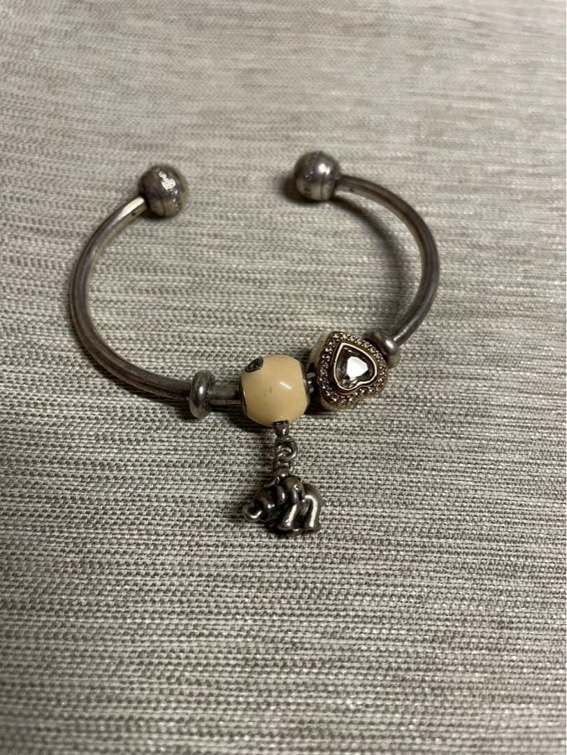PANDORA パンドラ ブレスレット チャーム付き