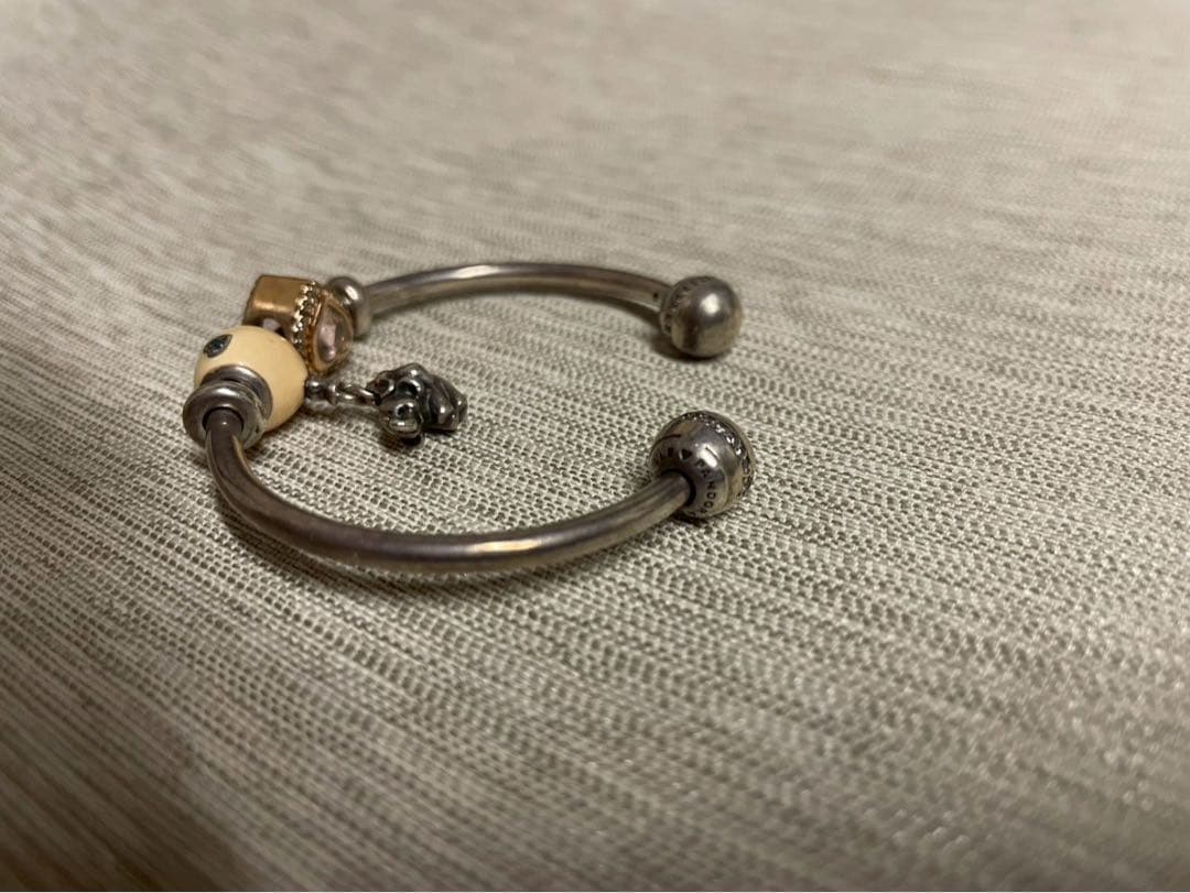 PANDORA パンドラ ブレスレット チャーム付き