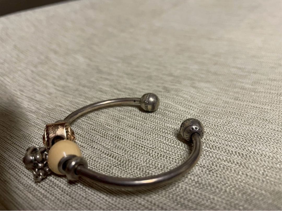 PANDORA パンドラ ブレスレット チャーム付き