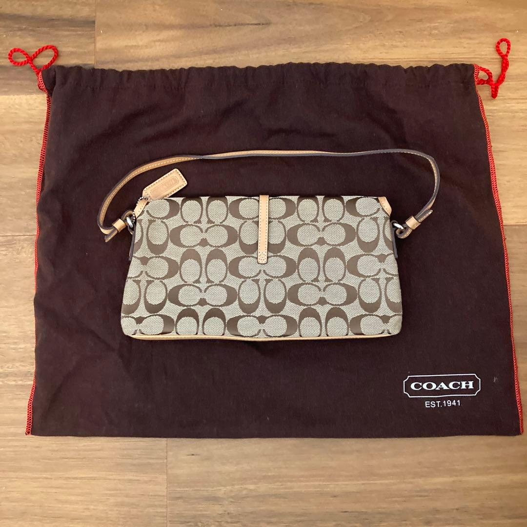 COACH ロゴ柄 クラッチバッグ ベージュ/ブラウン